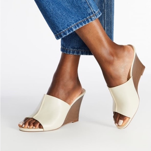JustFab Kailey Wedge Sandal Faux Leather Birch White Women’s 10 NWOT - Picture 1 of 9